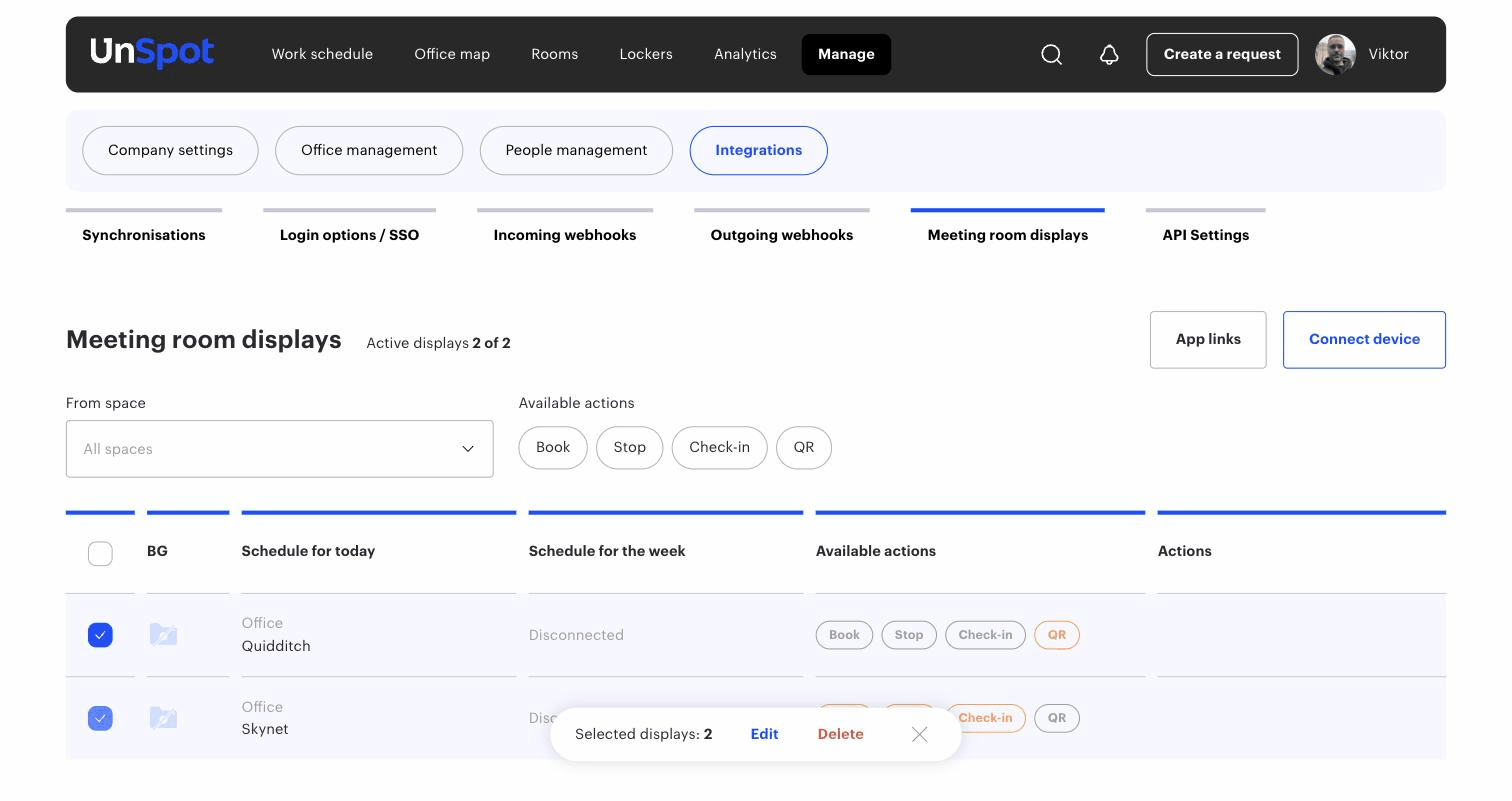 The display list with selected rows and the bulk actions panel